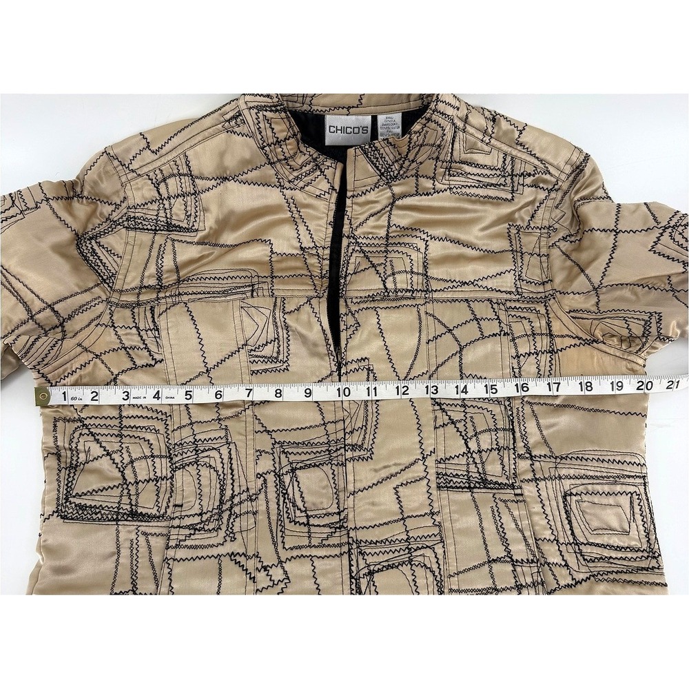 Chicos Silk Geometric Embroidered Zip Jacket Champagne Gold Black Size 1 Medium - Picture 4 of 9